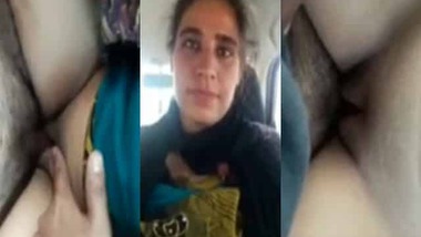 Kashmiri girl sex with boyfriend in car MMS