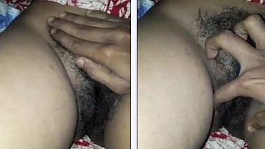 Desi wife dark hair pussy playing and recording by hubby