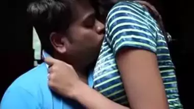 DPS ki kuwari college girl ke fuck ki Indian sex video