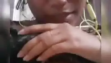 Desi girl exposing her round boobs on video call