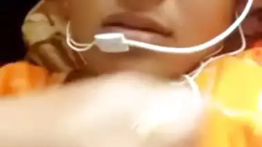 Beautiful Desi mom milking her huge XXX boobs during video call