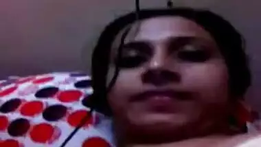 Paki Mature Aunty Making A Video Of Herself Getting Naughty