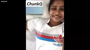 Sexy Tamil GIRL Showing