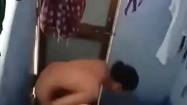 Desi bhabi show her big pussy