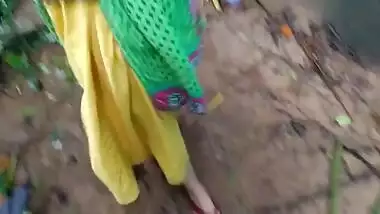 Desi Indian Bhabhi Outdoor Public Pissing Video Compilation