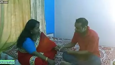 Indian bengali bhabhi call her xxx sex friend while husband at office!! Hot dirty audio