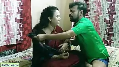 Handsome Tamil dude sticks his boner into Desi whore's XXX slit