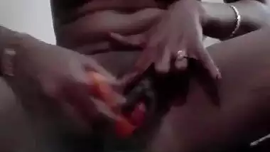 Horny Indian Girl Masturbating