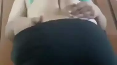 Desi hot navel aunty