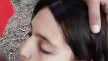 I bang my slut GF outdoors in a jungle