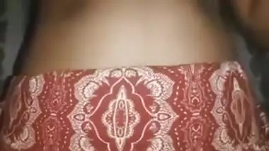 Today Exclusive -hot Desi Girl Shows Her Boobs And Pussy
