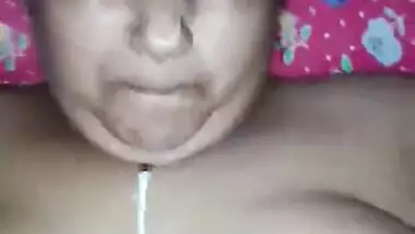 Bhabhi Taking Cum on Face