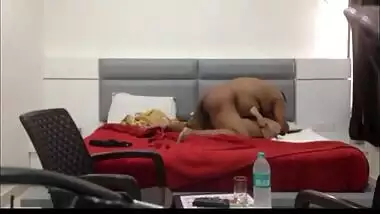 Sexy cheating wife Desi hidden cam porn video