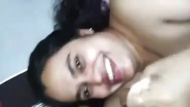 Nude Indian wife blowjob MMS video