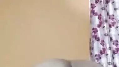 Assam girl fingering and anal dildoing on cam