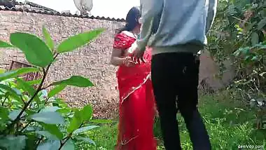 Newly Married Hot Indian Bhabhi Outdoor Real Sex Video Updates