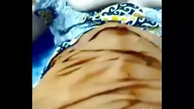 Sleepy bhabhi enjoys early morning sex with her husband