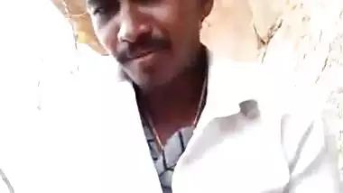 Tamil sex of a man pounding a hairy cunt in an open area