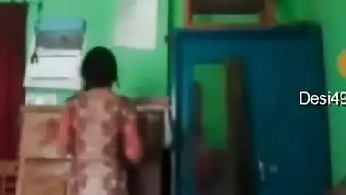 Today Exclusive- Cute Bangla Girl Shows Nude Body And Dancing Part 2