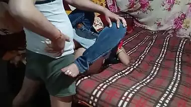 Homemade XXX video of lucky man fucking his Desi stepsister