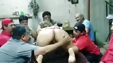 A cheap whore entertains a group of men in desi sex video