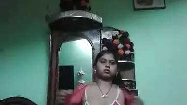 Mature Desi village housewife showing her fat shaved pussy