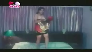 Mallu star hot Reshma bhabhi’s video compilation