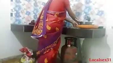 Desi Bengali desi Village Indian Bhabi Kitchen Sex In Red Saree ( Official Video By Localsex31)