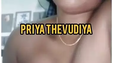 Horny Tamil Girl Paly With Lover Dick (Updates)