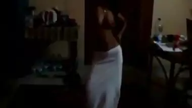 Girlfriend's nude dance making me horny 