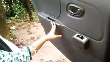 tamil aunty periya soothu jayashree public car fuck