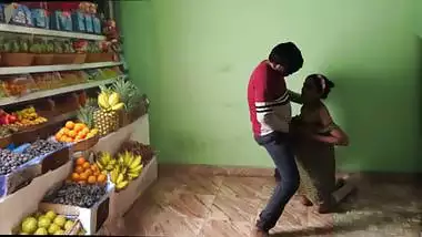 Viral Indian Fruit seller Fucking MMS