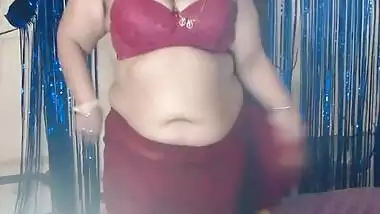 Tamil aunty nude dancing