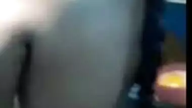 Busty Bengali housewife nude MMS selfie video