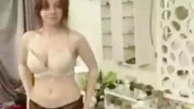 Mani Korada Nude Fuck Desi Milf Indian Bhabhi Bouncing Boobs