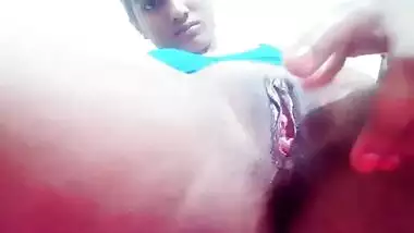 Hardcore Tamil pussy fingering selfie video