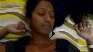 Dusky and slim south Indian girl blowjob