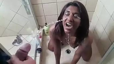 Indian whore gets a golden shower in slow motion view