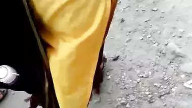 cum on sweet yellow salwar girl