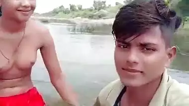 Dehati Lovers enjoying outdoor bathing on selfie cam