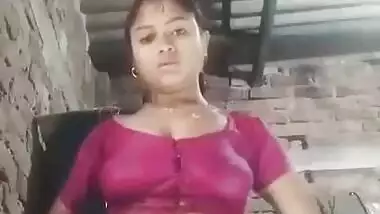 Village bhabhi striping sari and getting nude