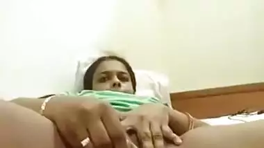 Hot Bhabhi Masturbation With Vegetable – Movies