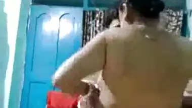 Sexy kannada aunty pussy enjoyed by youngster