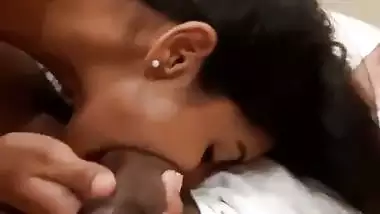 Hot call girl gives an erotic Indian blowjob to her client