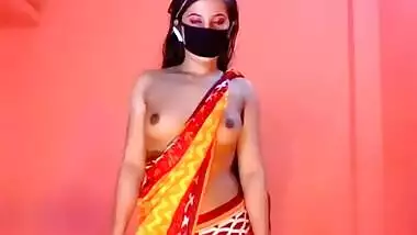 Indian College Girl Dancing – Movies