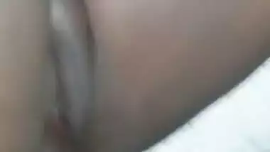 Trying To Make A Pregnant Lady Pussy Cum