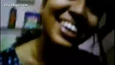 Indian Hot Desi Girlfriend nude clip exposed by her boyfriend after her wedding - Wowmoyback