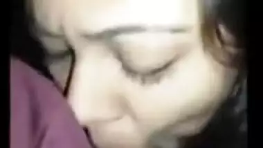 Penis sucking desi girl