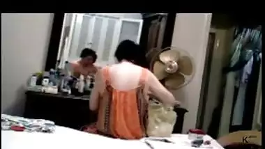 Desi wife voyeurly caught