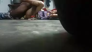 South Indian aunty gets fucked on floor